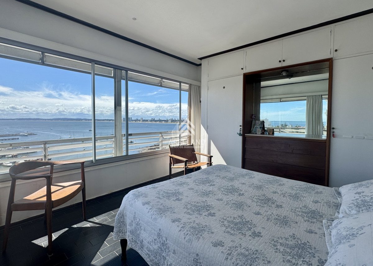 Apartamento ID.5659 - Venta Apartamento 4 dormitorios en Península