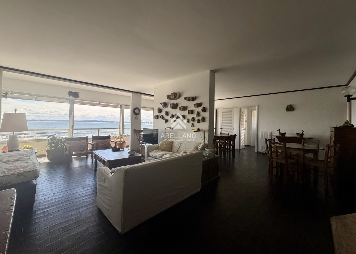 Apartamento ID.5659 - Venta Apartamento 4 dormitorios en Península