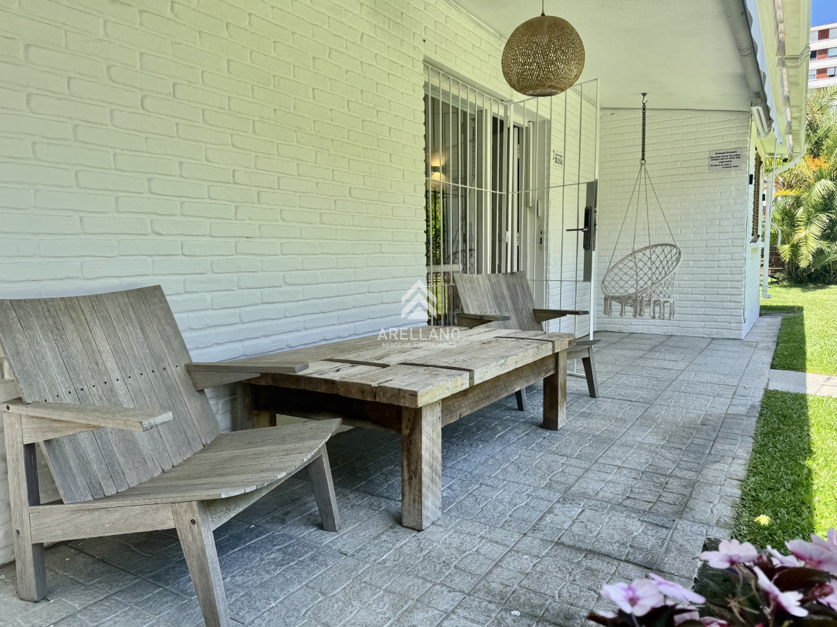 Casa ID.6276 - Venta Casa en Punta del Este, 3 dormitorios 3 baños, piscina climatizada