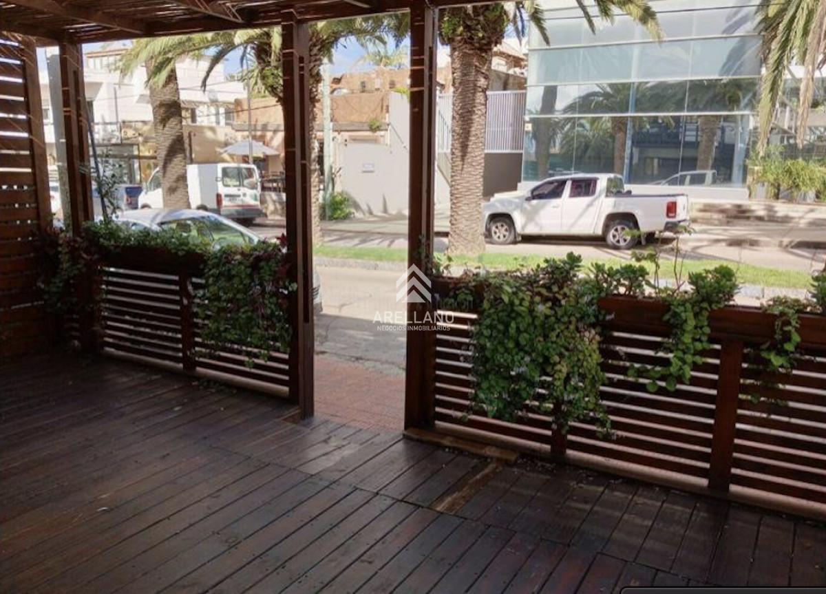 Casa ID.4439 - Venta casa en Península, 3 dormitorios, 3 baños