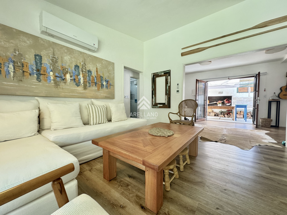 Casa ID.6276 - Venta Casa en Punta del Este, 3 dormitorios 3 baños, piscina climatizada