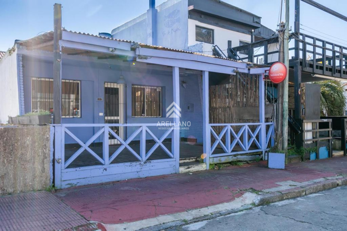 Casa ID.4439 - Venta casa en Península, 3 dormitorios, 3 baños