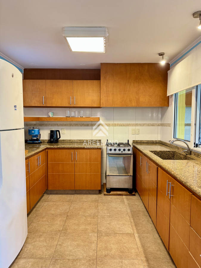 Casa ID.4445 - Venta casa en solanas, barrio privado, 3 dormitorios, 2 baños