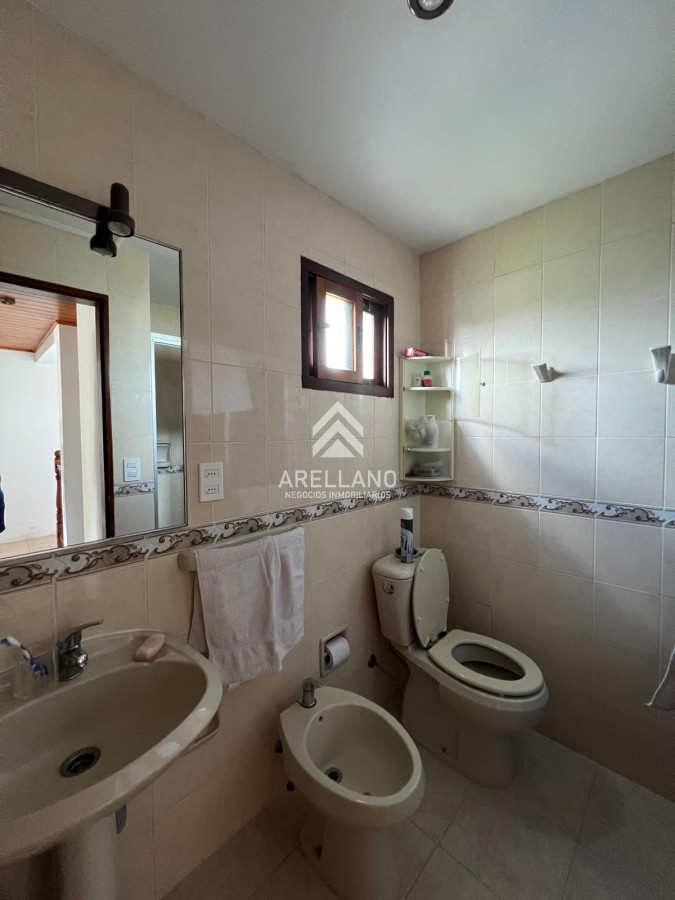 Casa ID.3831 - Venta Casa 3 dormitorios, zona Biarritz, Maldonado