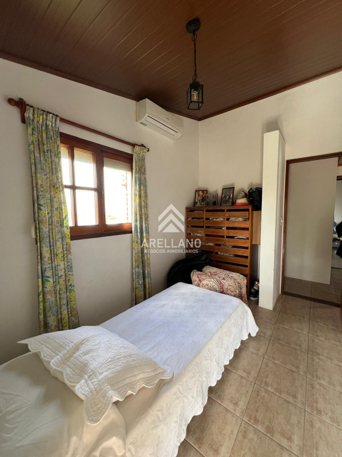 Casa ID.3831 - Venta Casa 3 dormitorios, zona Biarritz, Maldonado