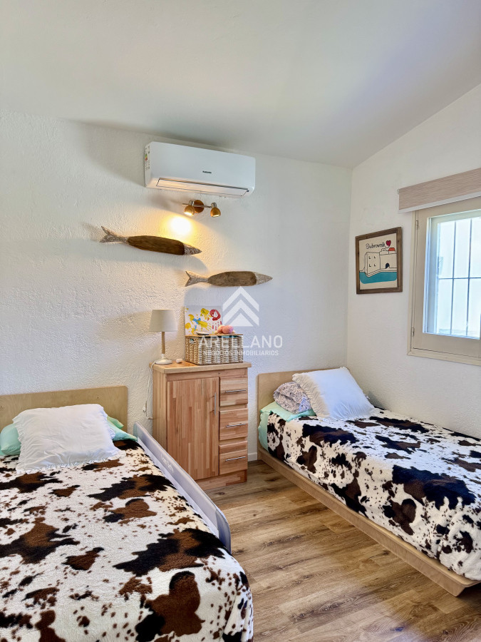Casa ID.6276 - Venta Casa en Punta del Este, 3 dormitorios 3 baños, piscina climatizada