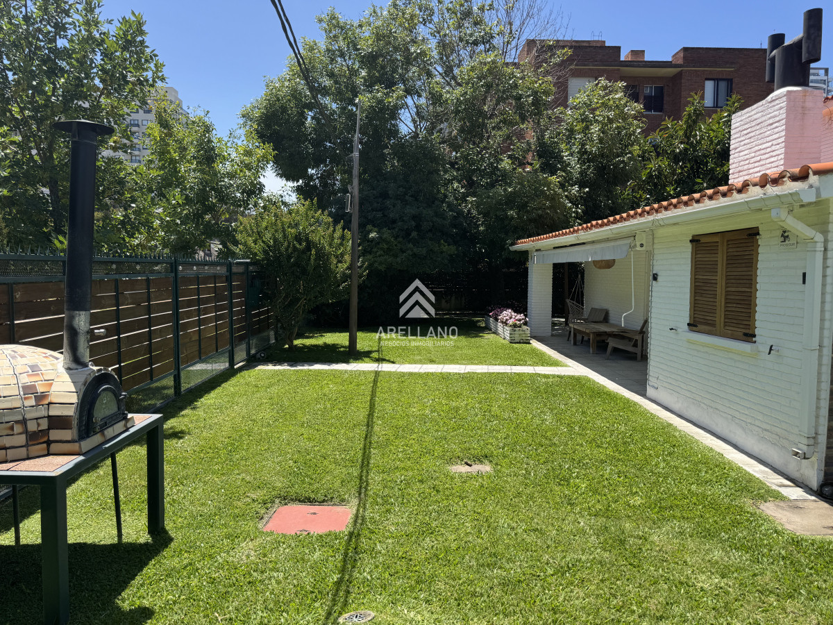Casa ID.6276 - Venta Casa en Punta del Este, 3 dormitorios 3 baños, piscina climatizada