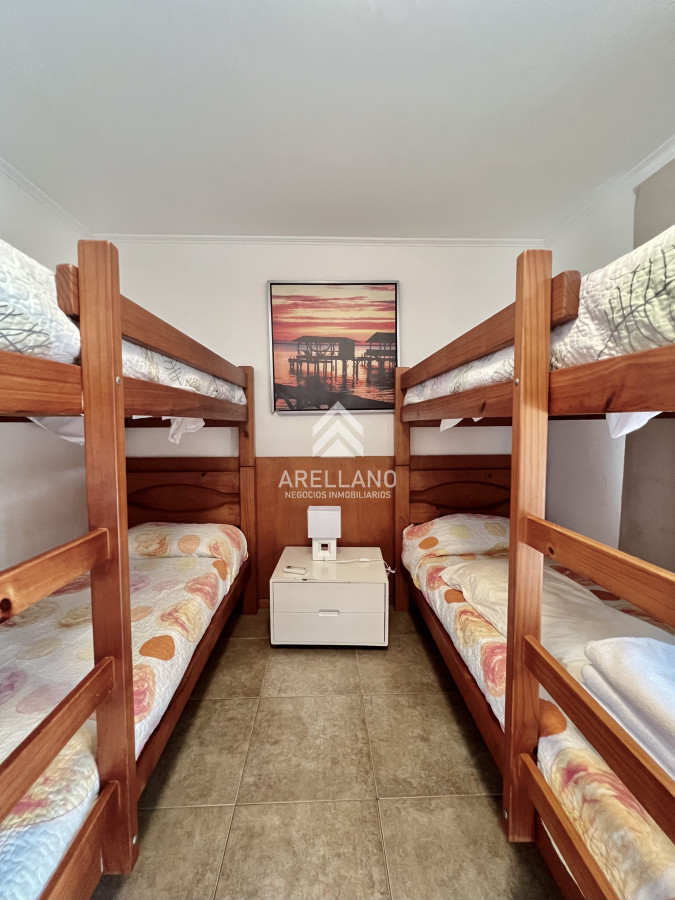 Casa ID.4445 - Venta casa en solanas, barrio privado, 3 dormitorios, 2 baños