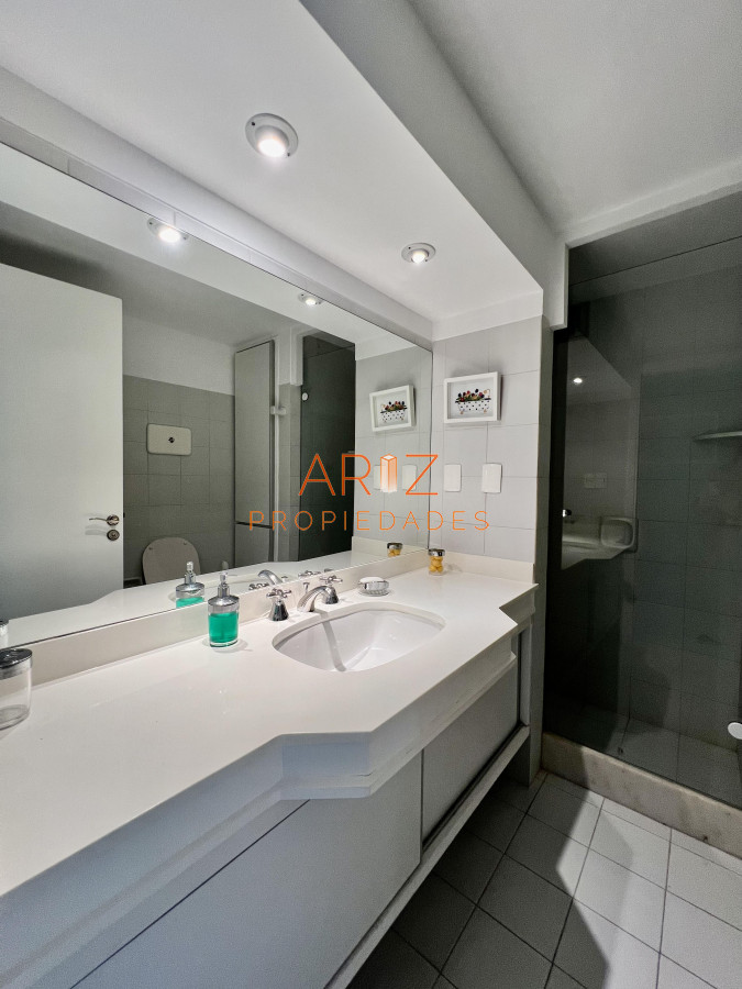 Apartamento ID.2105 - Venta apartamento en playa mansa, 4 dormitorios, penthouse IMPERDIBLE