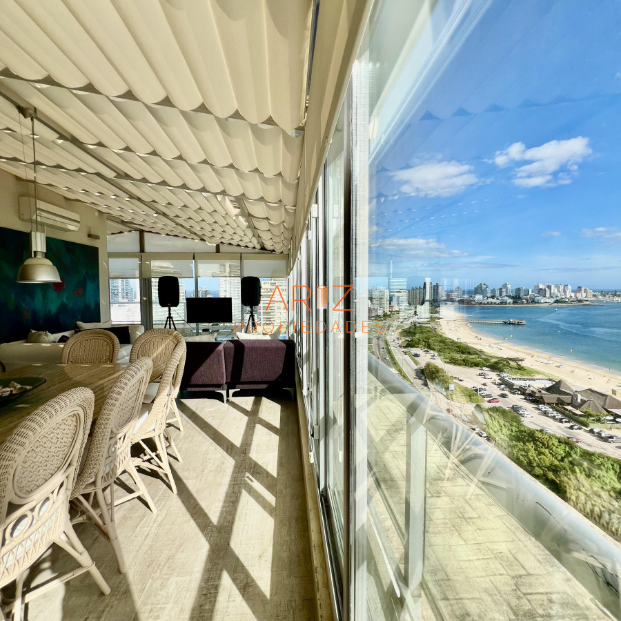 Apartamento ID.2105 - Venta apartamento en playa mansa, 4 dormitorios, penthouse IMPERDIBLE