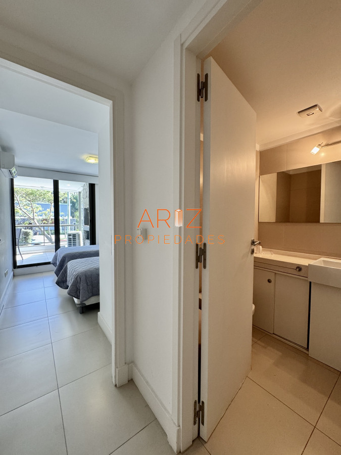 Apartamento ID.2195 - Venta apartamento en Punta Este, 2 dormitorios, 2 baños, parrillero propio