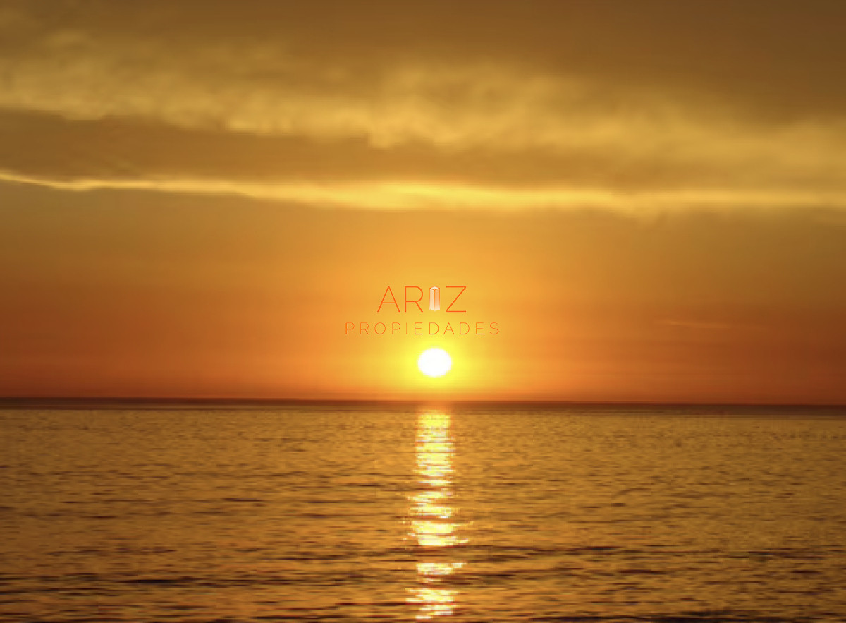 Casa ID.2441 - VENTA casa en solanas, 5 dormitorios, piscina, gran parque arbolado