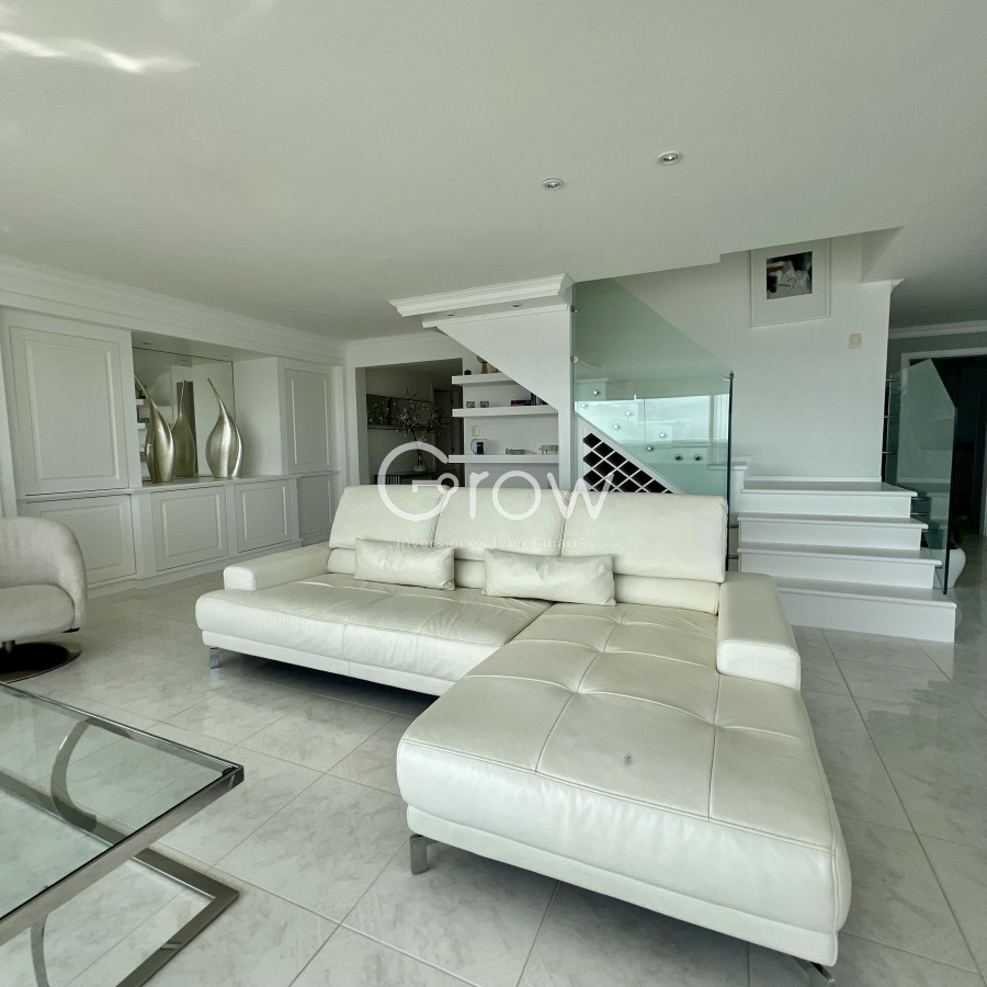Apartamento ID.1757 - venta apartamento en playa mansa, 4 dormitorios, penthouse