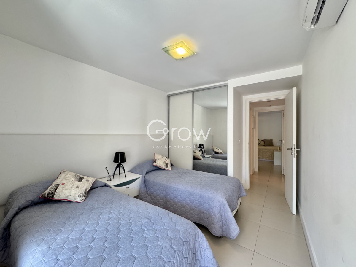 Apartamento ID.1758 - Venta apartamento en Punta Este, 2 dormitorios, 2 baños, parrillero propio