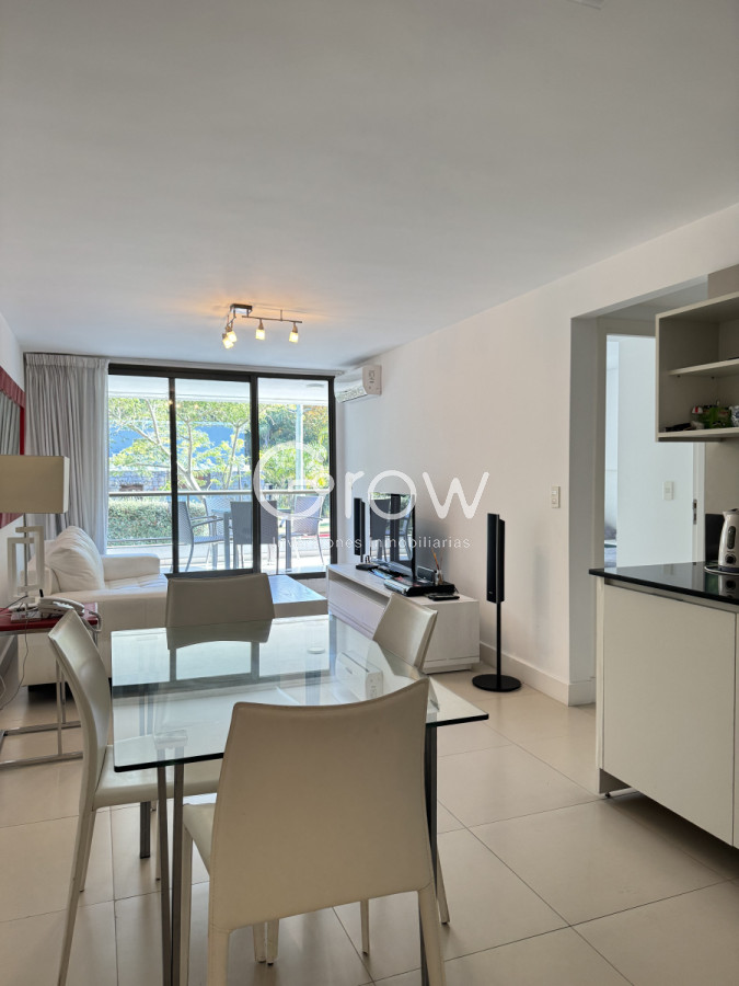 Apartamento ID.1758 - Venta apartamento en Punta Este, 2 dormitorios, 2 baños, parrillero propio