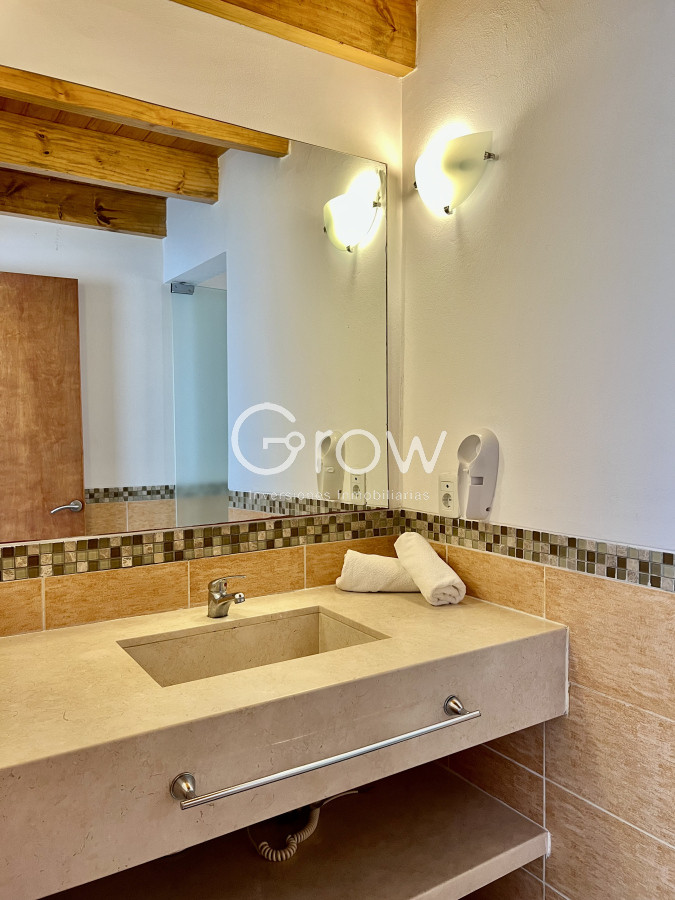 Casa ID.2587 - Venta casa en solanas, barrio privado, 3 dormitorios, 2 baños