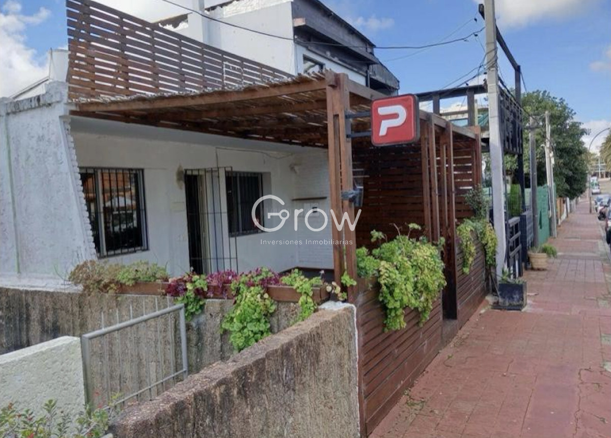 Casa ID.2564 - Venta casa en Península, 3 dormitorios, 3 baños