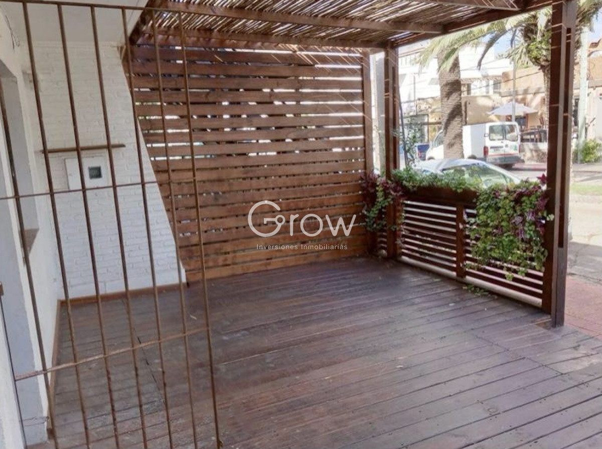 Casa ID.2564 - Venta casa en Península, 3 dormitorios, 3 baños
