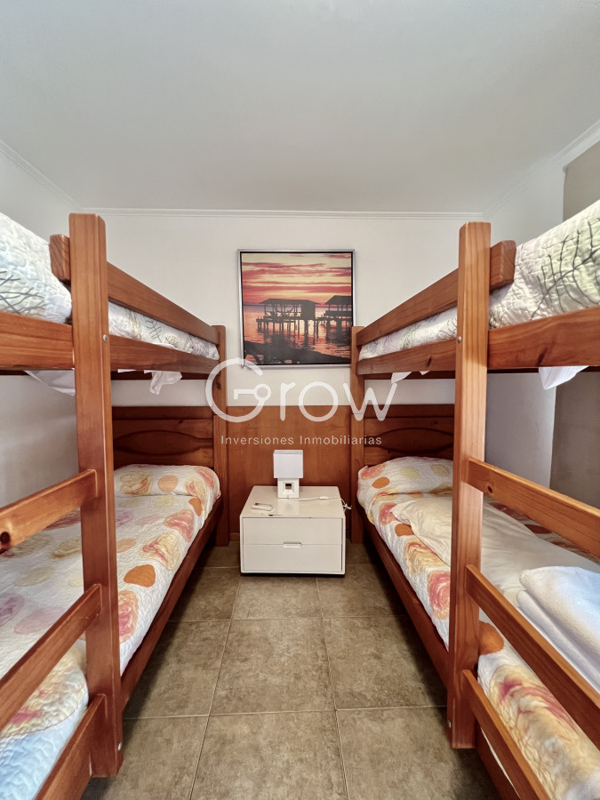 Casa ID.2587 - Venta casa en solanas, barrio privado, 3 dormitorios, 2 baños