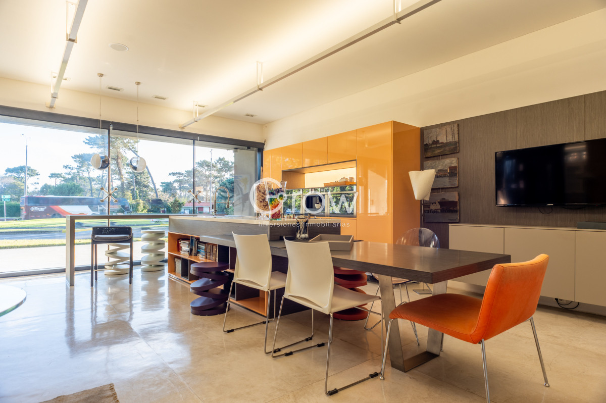 Local Comercial ID.3073 - Alquiler Local Comercial en Punta del Este