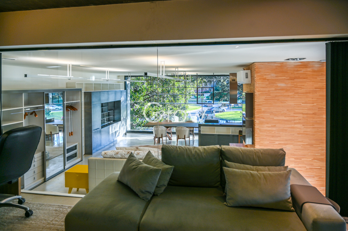 Local Comercial ID.3073 - Alquiler Local Comercial en Punta del Este