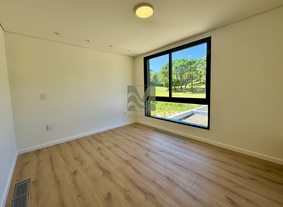 Casa ID.488 - Venta Casa 3 dormitorios 3 baños, barrio privado