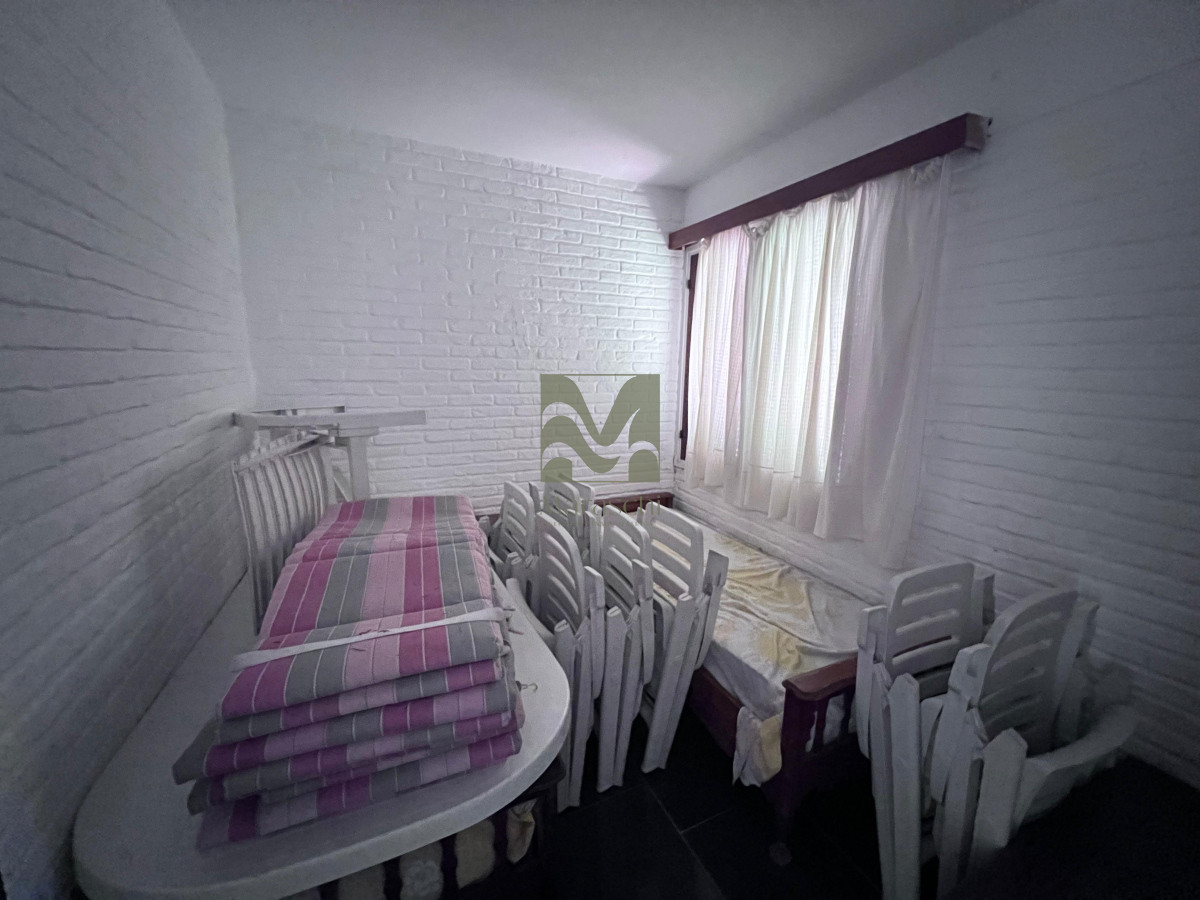 Casa ID.570 - Casa de 4 Dormitorios en zona Playa Mansa, Punta del Este