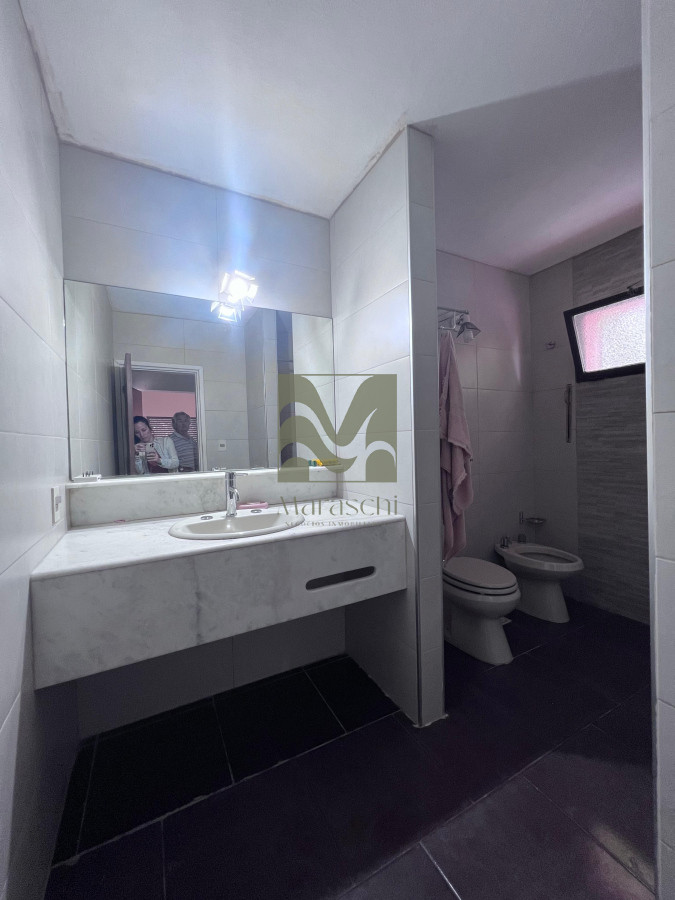 Casa ID.570 - Casa de 4 Dormitorios en zona Playa Mansa, Punta del Este