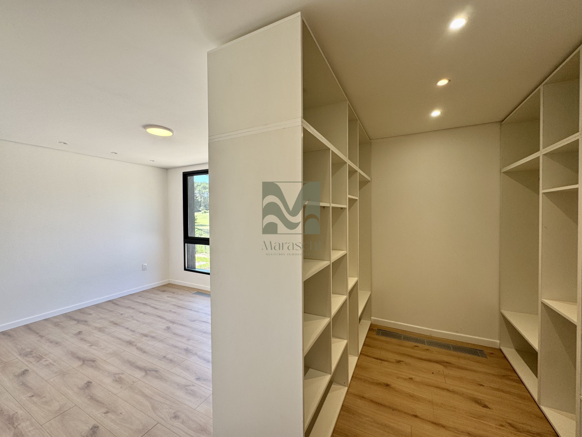 Casa ID.488 - Venta Casa 3 dormitorios 3 baños, barrio privado