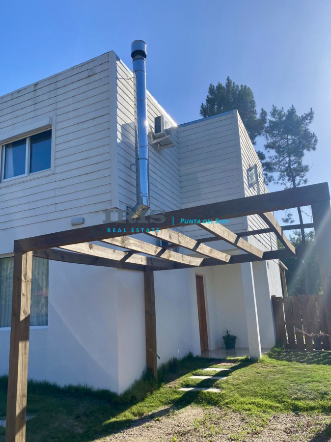 Burnett - GoPunta - Portal Inmobiliario de Punta del Este - Maldonado