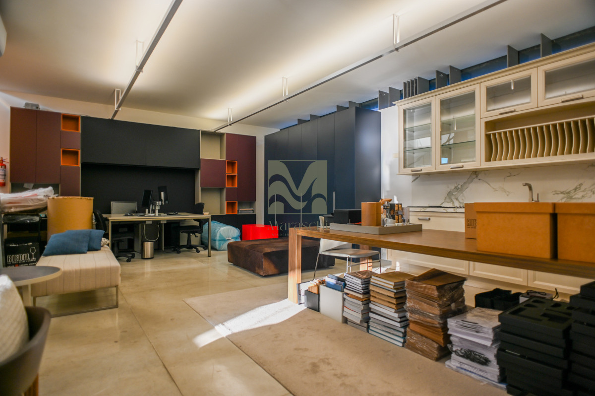 Local Comercial ID.868 - Alquiler Local Comercial en Punta del Este