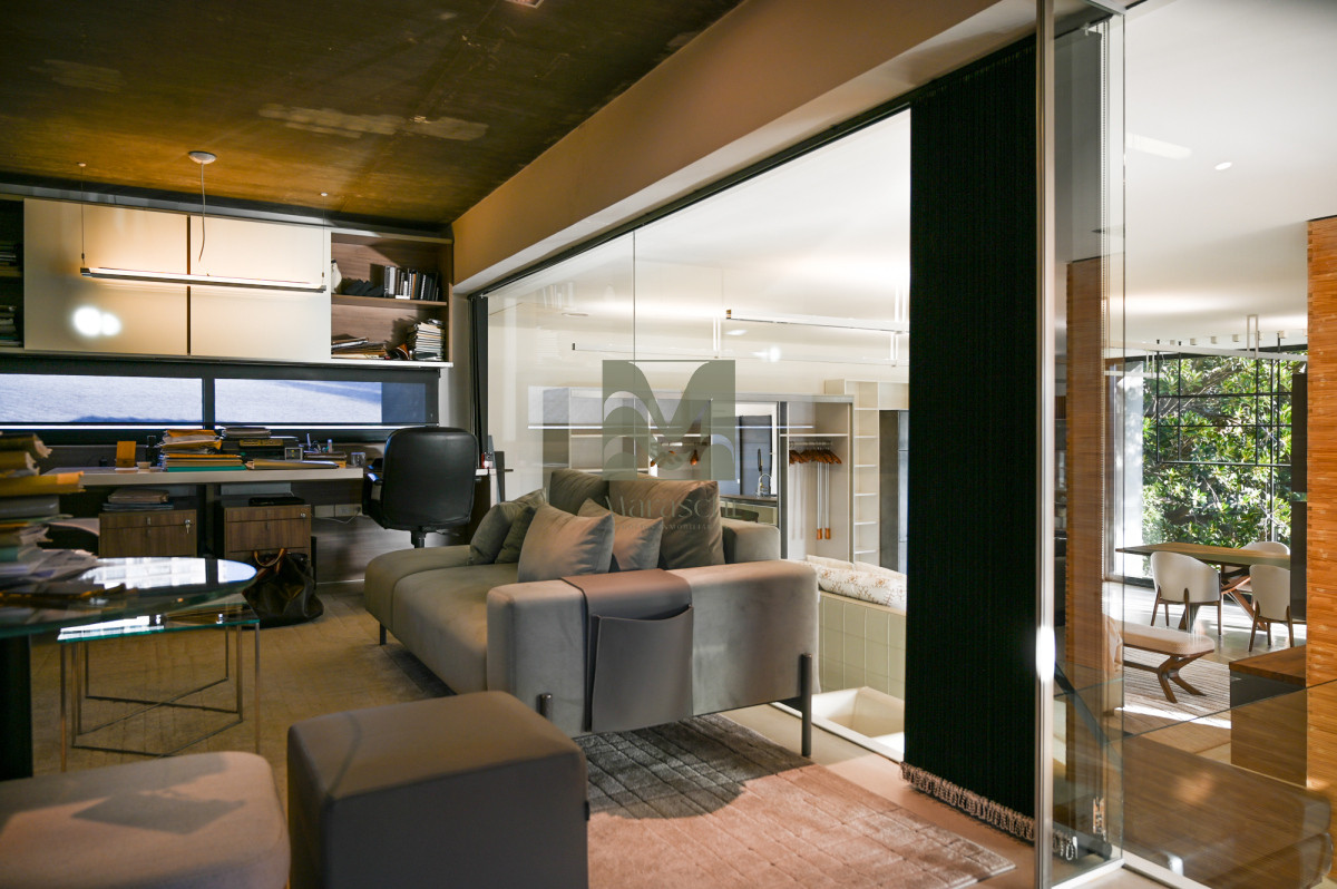 Local Comercial ID.868 - Alquiler Local Comercial en Punta del Este