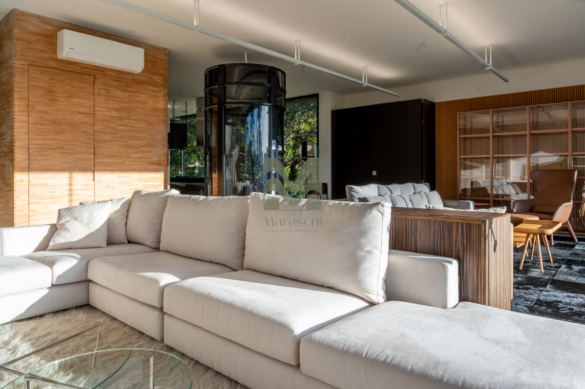 Local Comercial ID.868 - Alquiler Local Comercial en Punta del Este