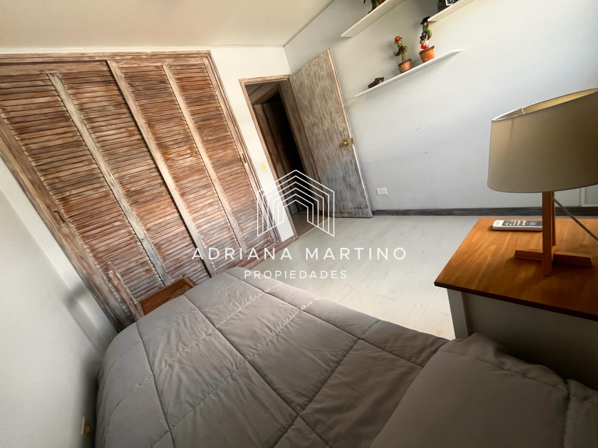Apartamento ID.70863 - Venta apartamento de 3 dormitorios reciclado 