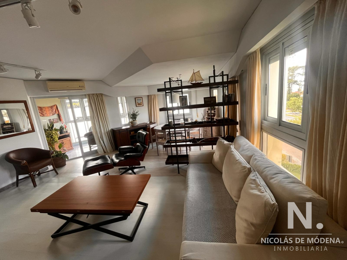 Shopping - GoPunta - Portal Inmobiliario de Punta del Este - Maldonado