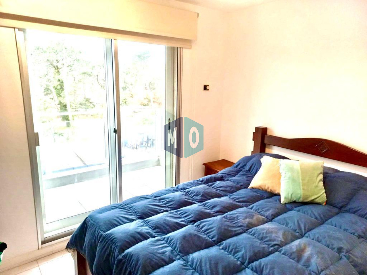 Apartamento ID.890 - Venta apartamento en Punta Del Este 1 dormitorio reciclado, losa radiante, terraza, garage.