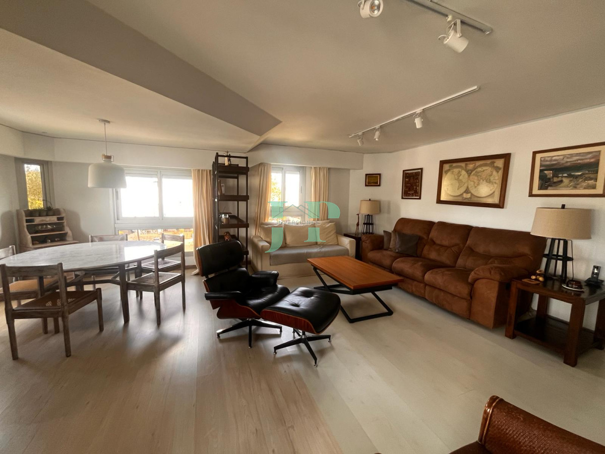 Apartamento ID.680 - Venta apartamento de 3 dormitorios reciclado 