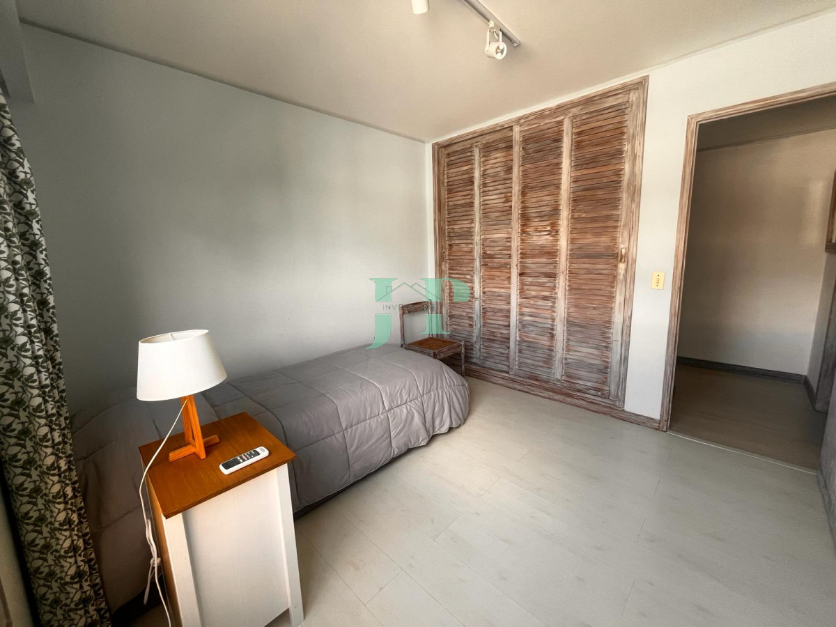 Apartamento ID.680 - Venta apartamento de 3 dormitorios reciclado 