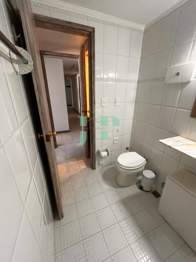 Apartamento ID.680 - Venta apartamento de 3 dormitorios reciclado 