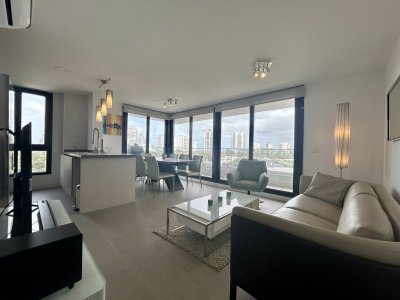 VENTA DE APARTAMENTO DE 2 DORMITORIOS Y 2 BANOS, AYDI GRILL PUNTA DEL ESTE 