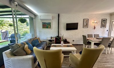 VENTA DE CASA DE 2 DORMITORIOS Y 2 BAÑOS, PLAYA BRAVA, SAN RAFAEL PUNTA DEL ESTE