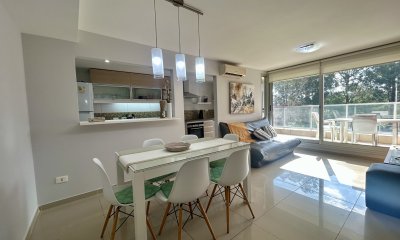 VENTA APARTAMENTO EDIFICIO ACAPULCO ROOSVELT 2 DORMITORIOS 2 BAÑOS PUNTA DEL ESTE