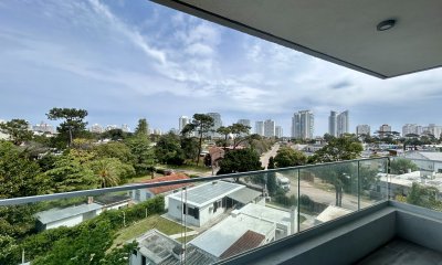 VENTA DE APARTAMENTO A ESTRENAR DE 1 DORMITORIO Y 1 BAÑO, AYDI GRILL PUNTA DEL ESTE