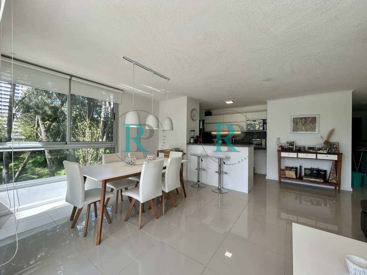 Apartamento ID.2328 - VENTA DE APARTAMETNO DE 2 DORMITORIOS Y 2 BAÑOS, CANTEGRIL PUNTA DEL ESTE 