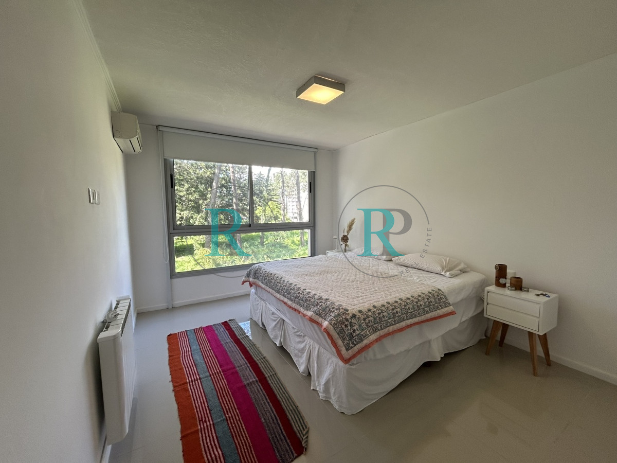 Apartamento ID.2328 - VENTA DE APARTAMETNO DE 2 DORMITORIOS Y 2 BAÑOS, CANTEGRIL PUNTA DEL ESTE 
