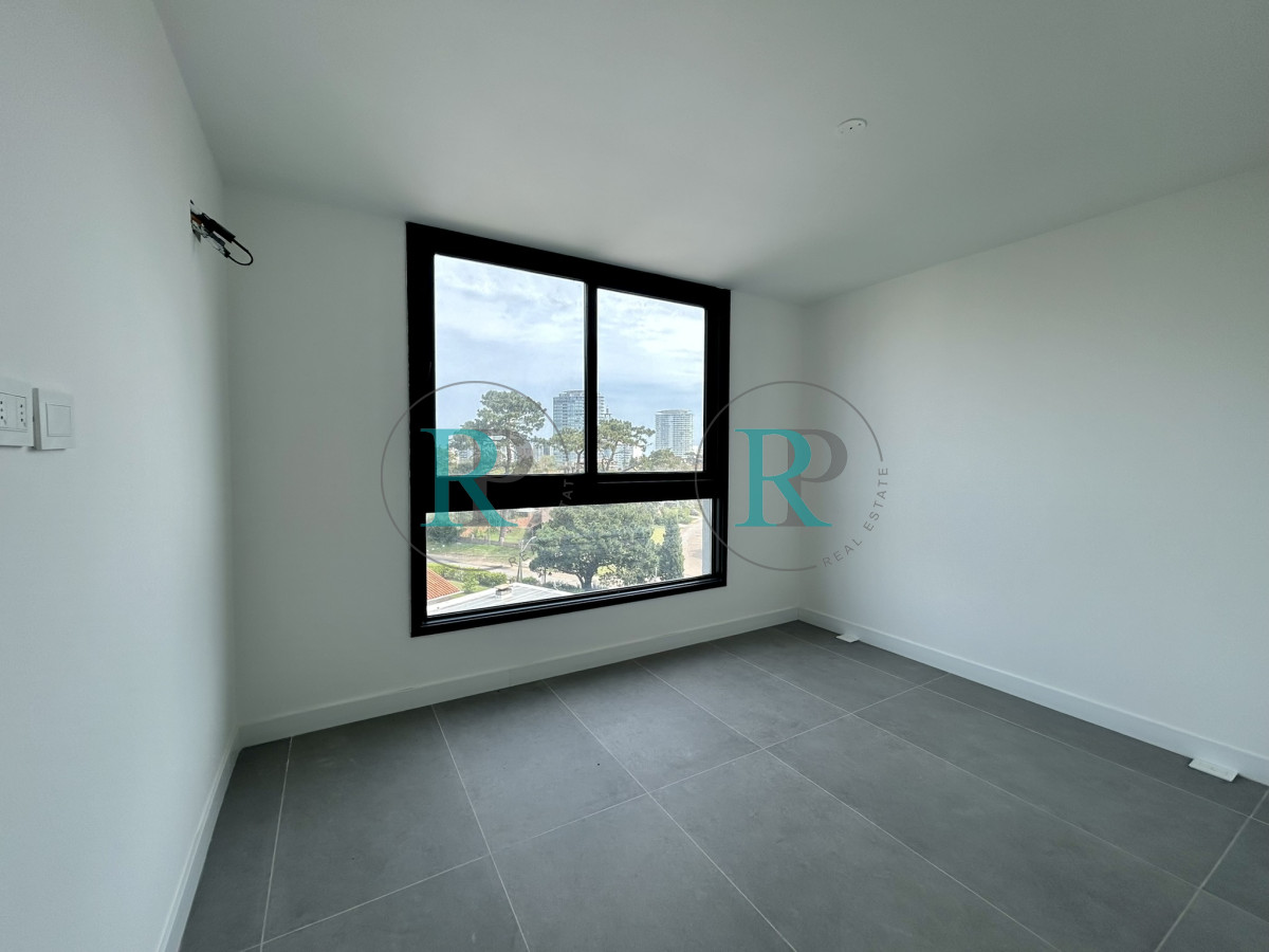 Apartamento ID.2187 - VENTA DE APARTAMENTO A ESTRENAR DE 1 DORMITORIO Y 1 BAÑO, AYDI GRILL PUNTA DEL ESTE 