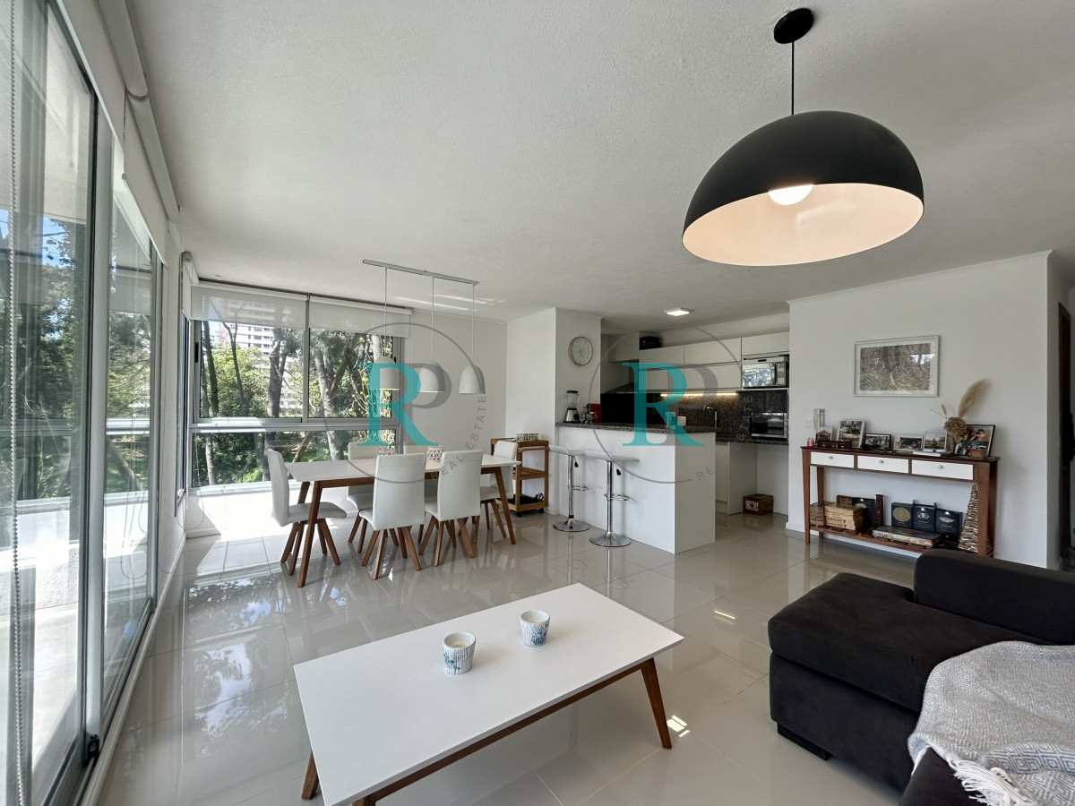 Apartamento ID.2328 - VENTA DE APARTAMETNO DE 2 DORMITORIOS Y 2 BAÑOS, CANTEGRIL PUNTA DEL ESTE 