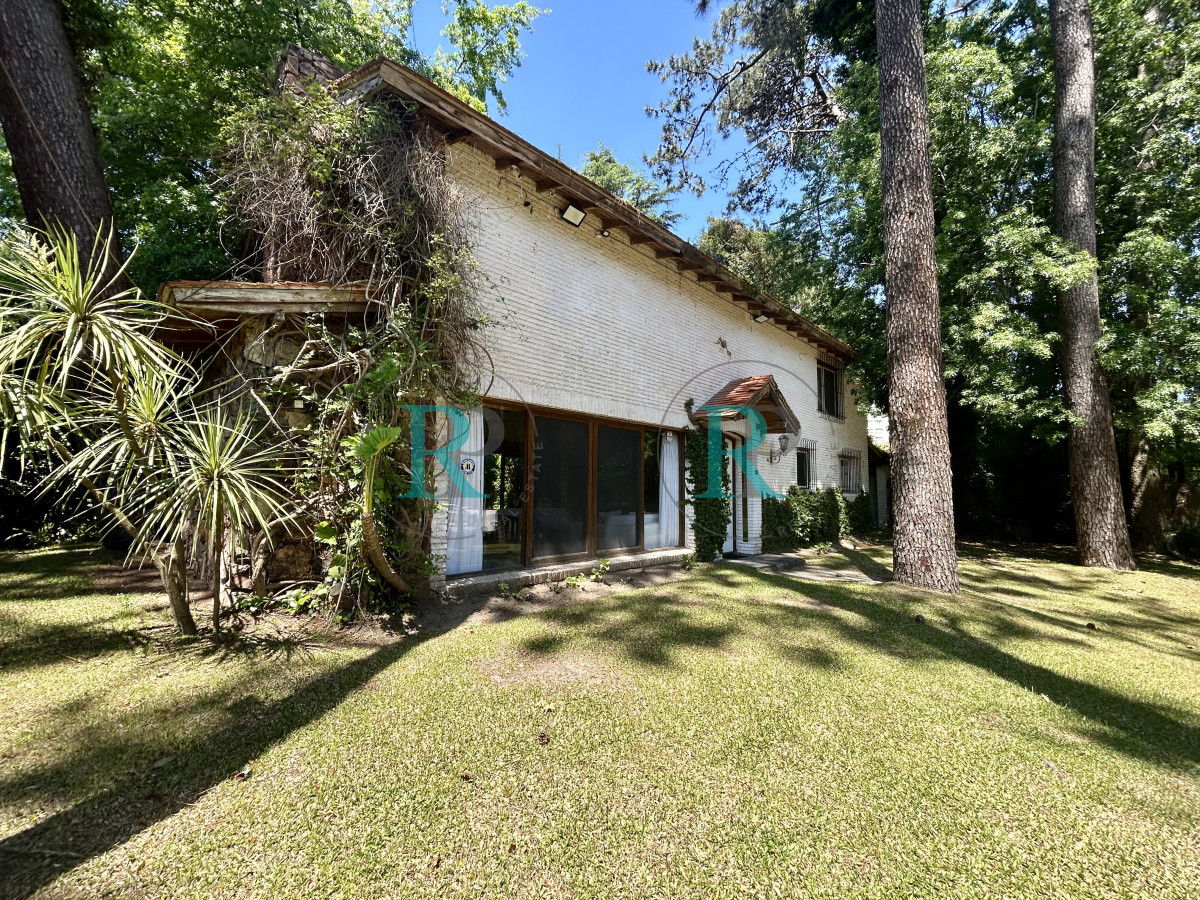 Casa ID.2192 - VENTA DE CASA DE 3 DORMITORIOS Y 2 BAÑOS, CANTEGRIL PUNTA DEL ESTE 