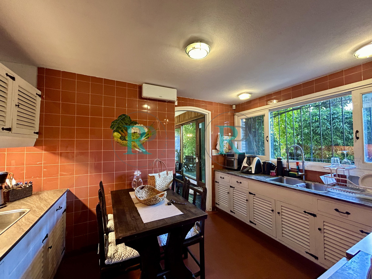 Casa ID.2192 - VENTA DE CASA DE 3 DORMITORIOS Y 2 BAÑOS, CANTEGRIL PUNTA DEL ESTE 