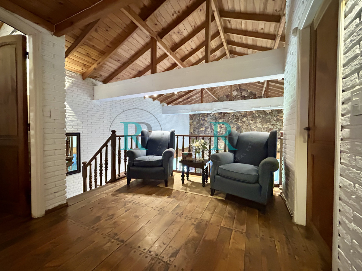 Casa ID.2192 - VENTA DE CASA DE 3 DORMITORIOS Y 2 BAÑOS, CANTEGRIL PUNTA DEL ESTE 
